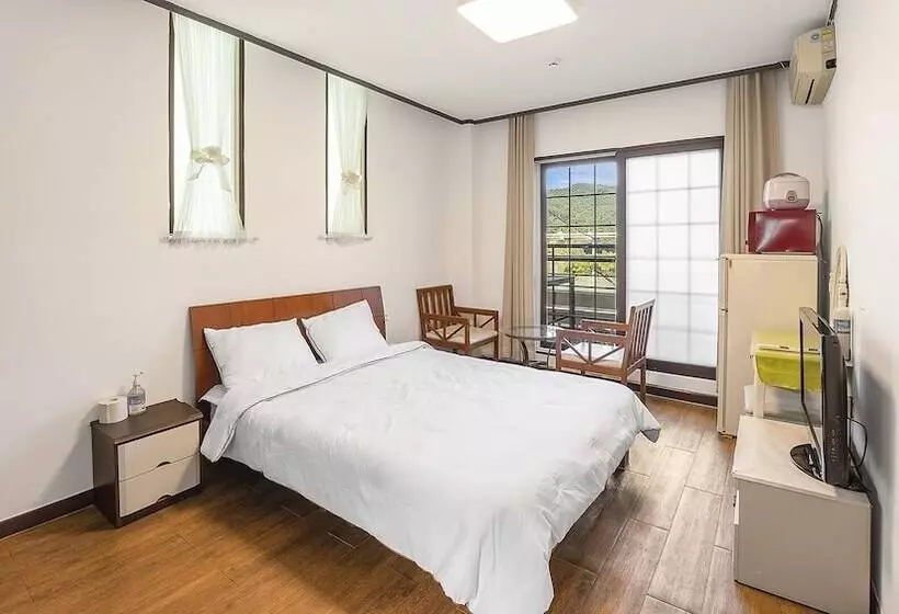 Gangchon Beautiful Pet House Pension