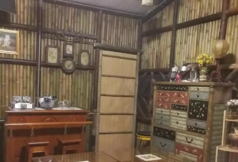 Hong Ban Tian B&b
