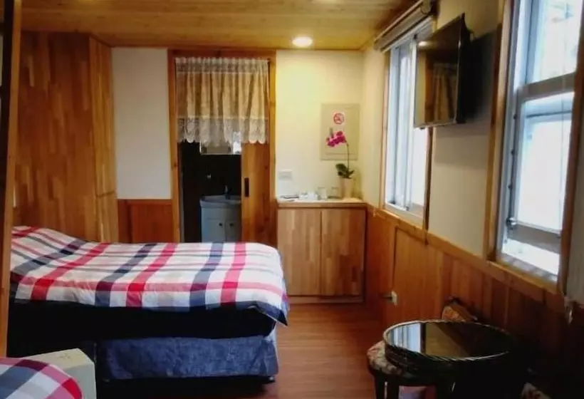 Hong Ban Tian B&b