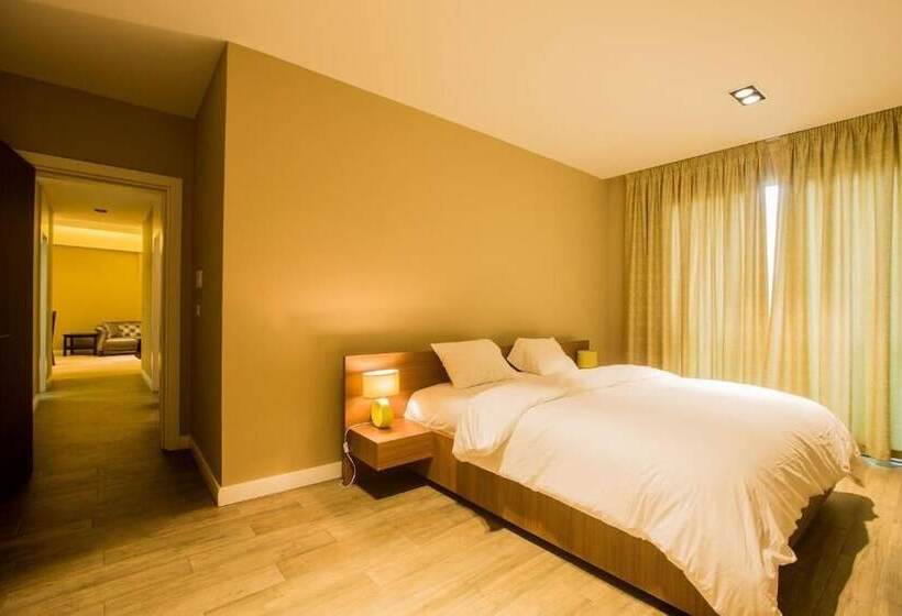 Hotel Accra Fine Suites