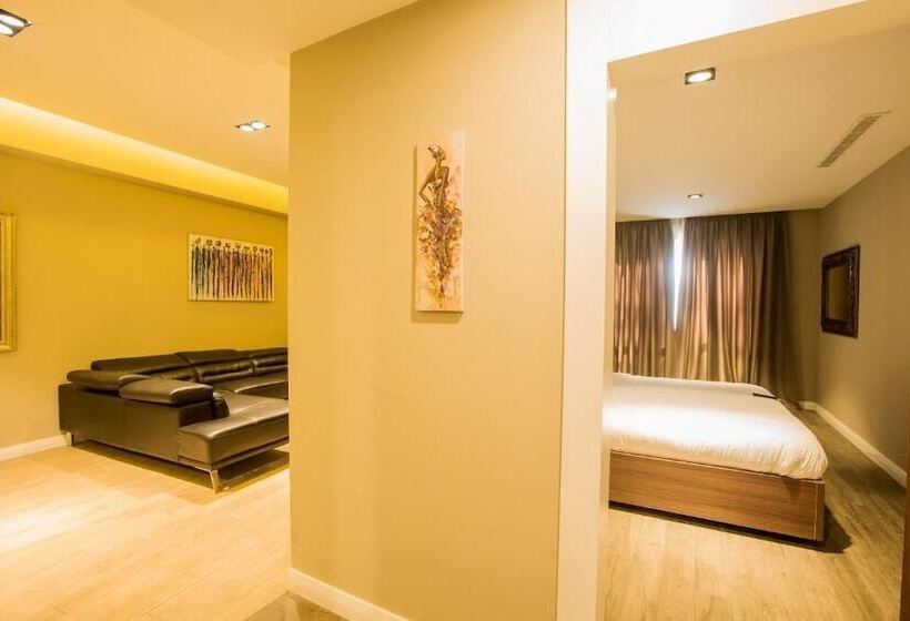 Hotel Accra Fine Suites