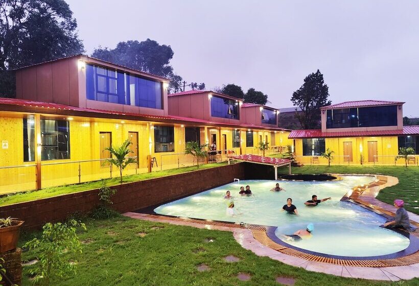 Отель Arya Resort & Spa