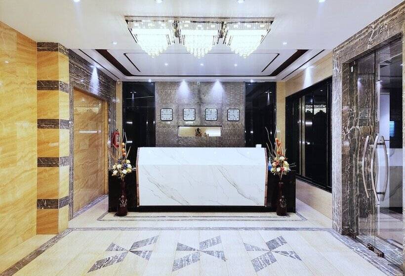 Отель Arya Resort & Spa