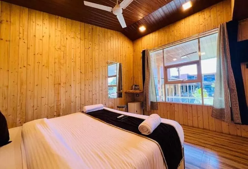 Hotelli Arya Resort & Spa