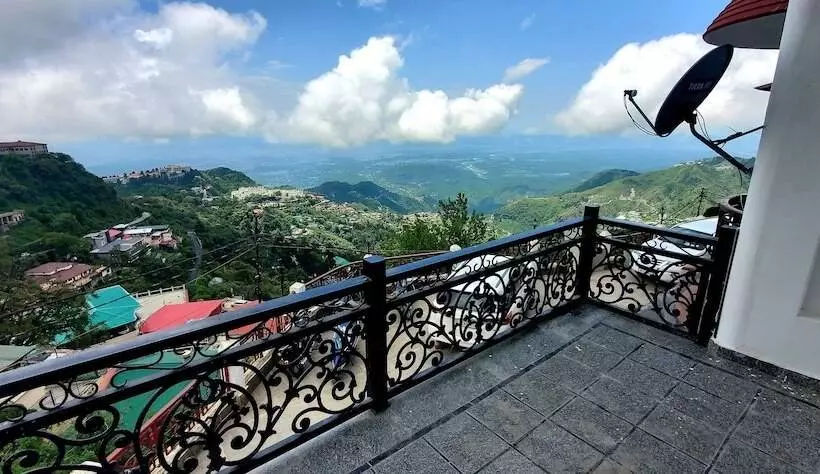 Hotelli Casa Arhan Luxury Mussoorie Homestay