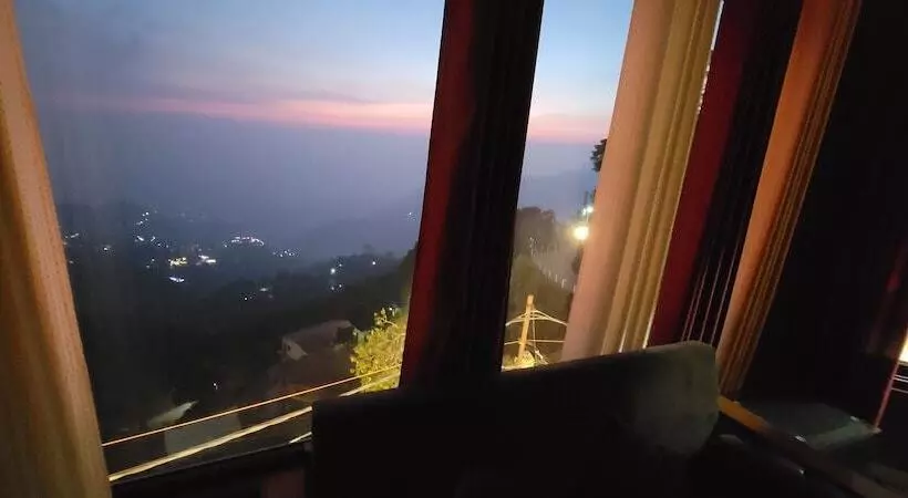 Hotelli Casa Arhan Luxury Mussoorie Homestay