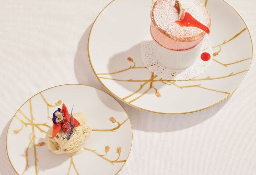 ホテル Château De La Marjolaine