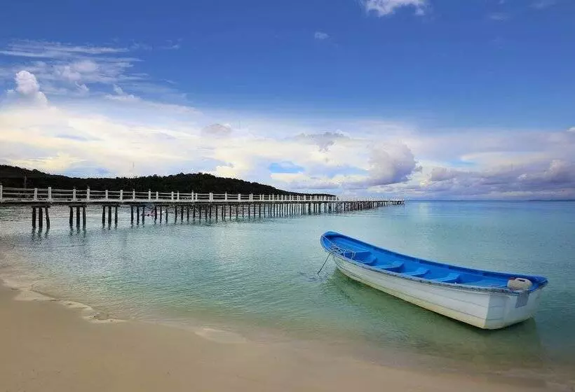 Hotelli Eden Beach Resort By Ehm