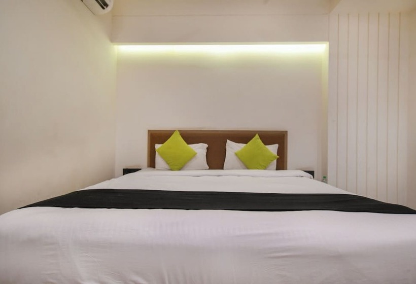 בית מלון כפרי Holiday