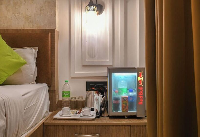 בית מלון כפרי Holiday