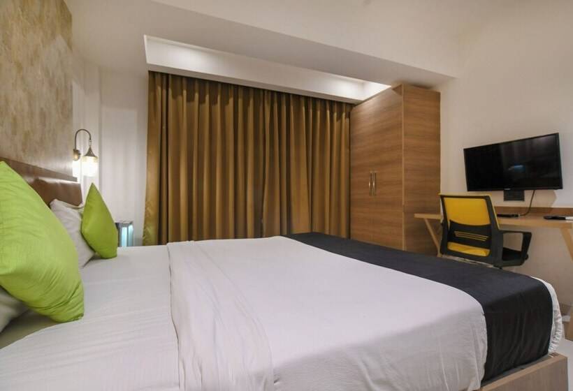 בית מלון כפרי Holiday