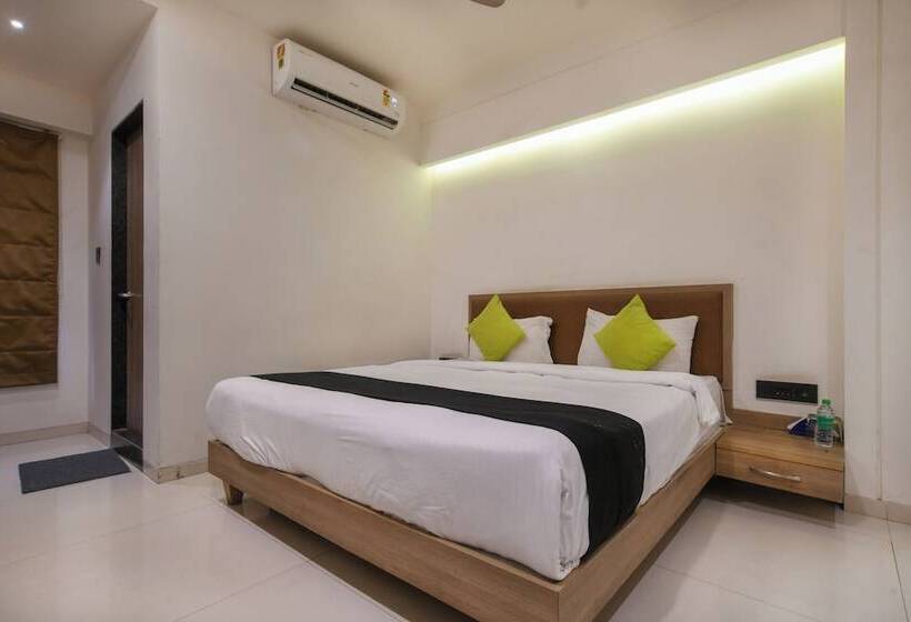 בית מלון כפרי Holiday