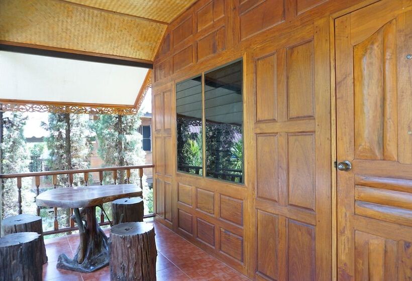 Hotelli Phuruarounmai Resort