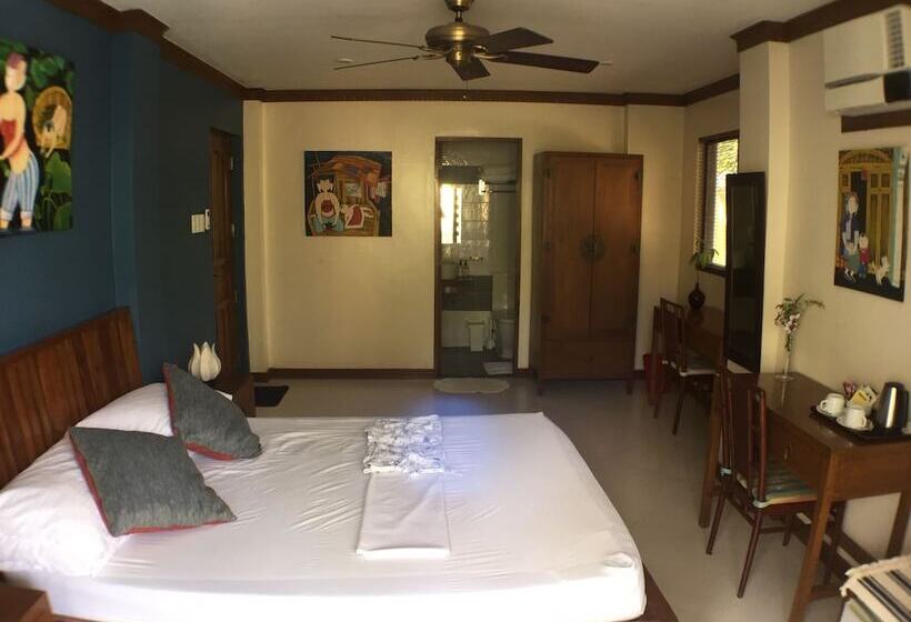 Otel The Beach House