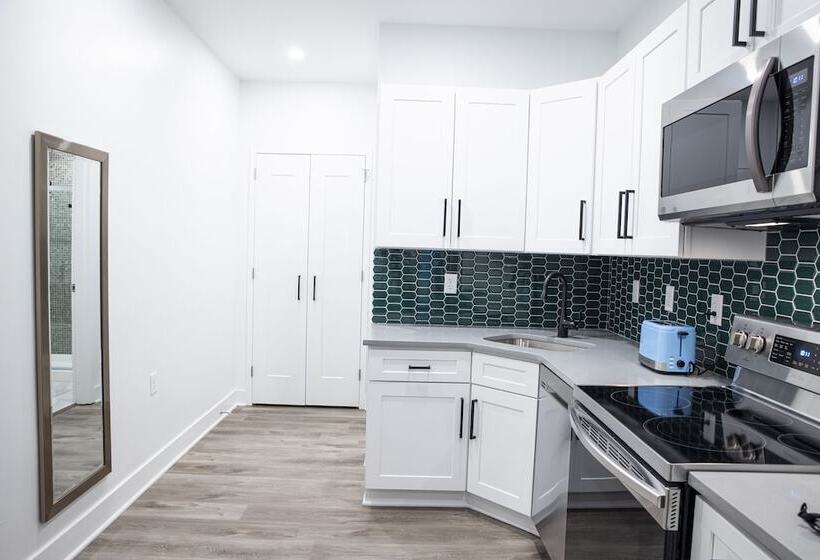 هتل Peachtree Suites