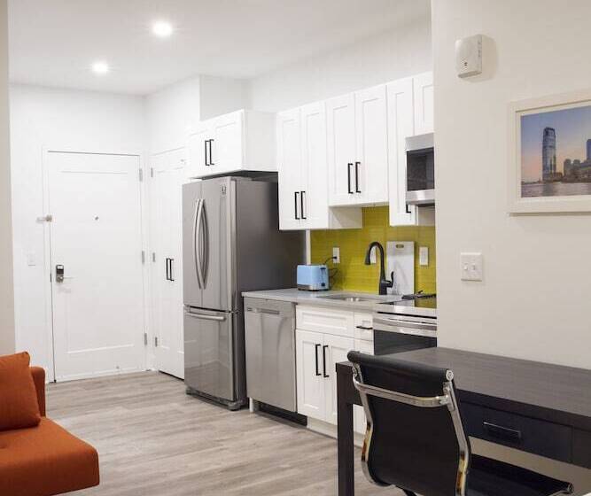 هتل Peachtree Suites