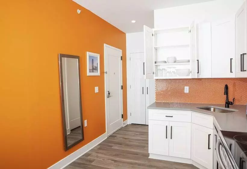 Hotelli Peachtree Suites