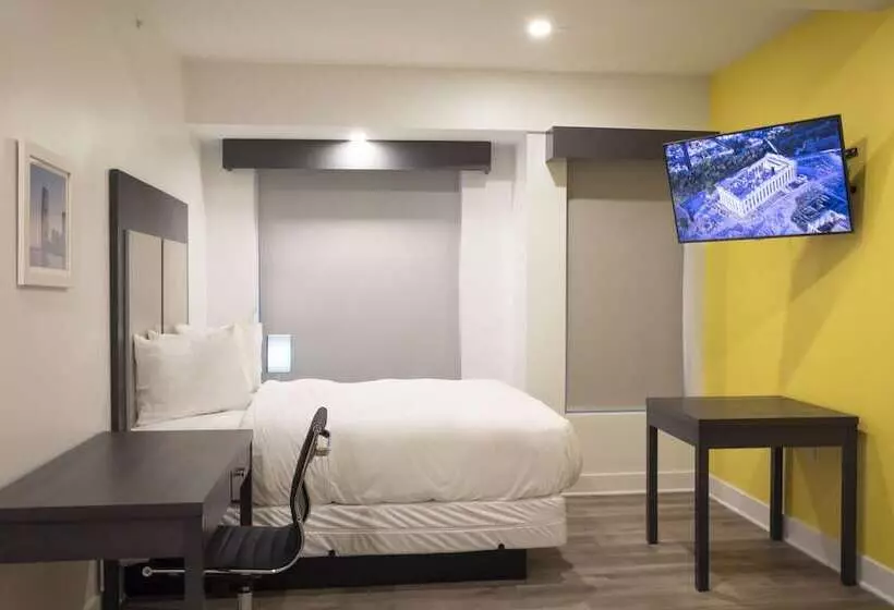 Hotelli Peachtree Suites