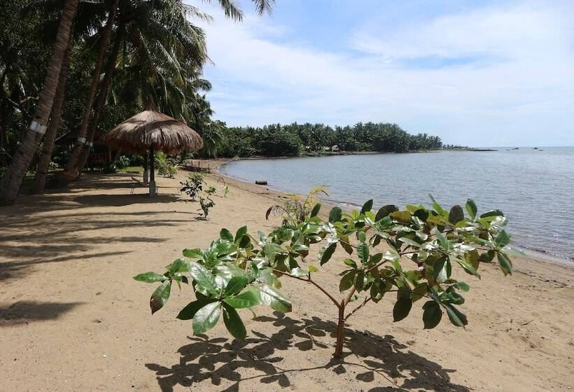 Melrose Beach Resort