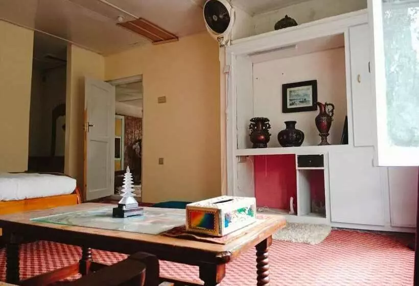 پانسیون Golden Ibex Guesthouse Skarduu