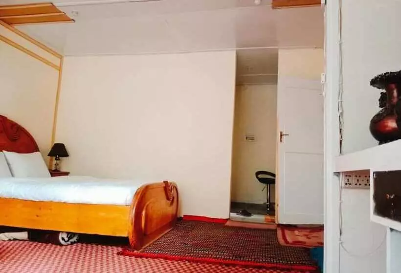 پانسیون Golden Ibex Guesthouse Skarduu