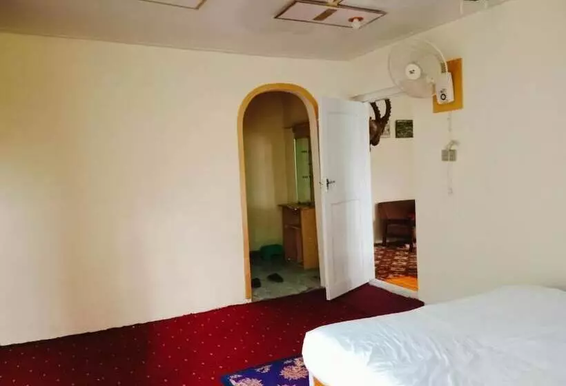پانسیون Golden Ibex Guesthouse Skarduu