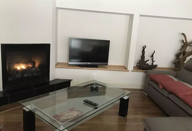 ペンション Hakuba West Coast Inn Villa