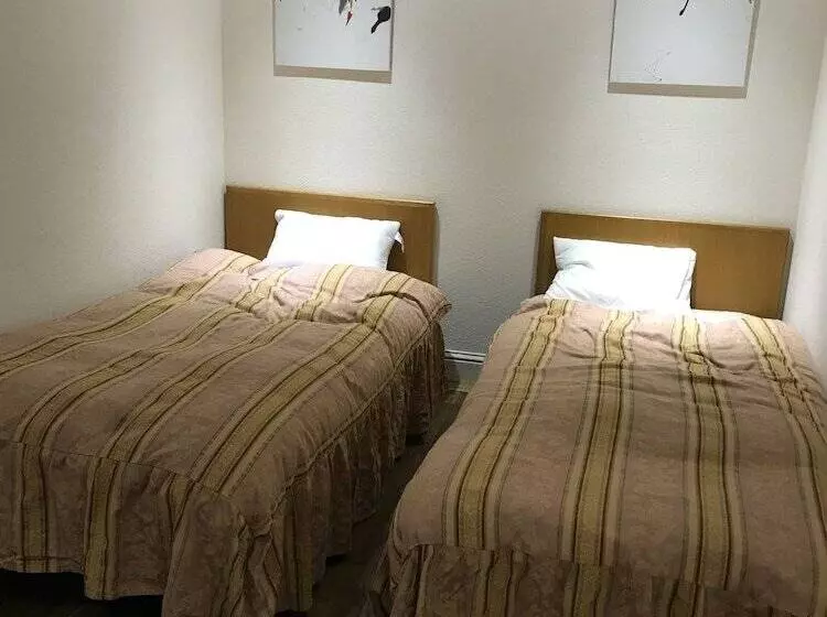 ペンション Hakuba West Coast Inn Villa