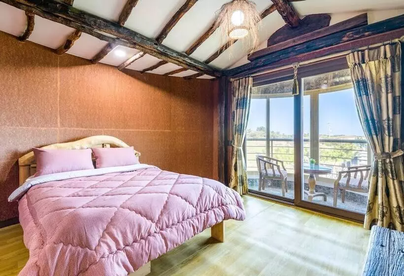 Jeju Padosoriminbak Pension