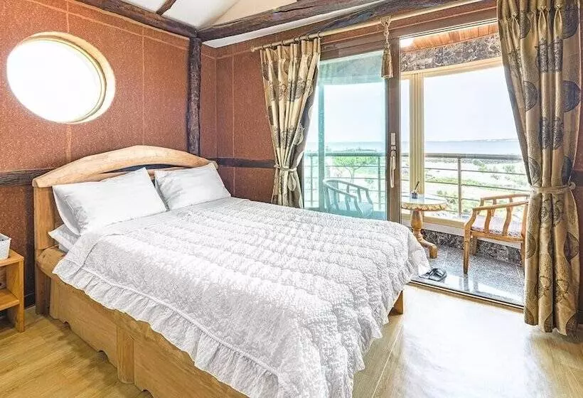 Jeju Padosoriminbak Pension