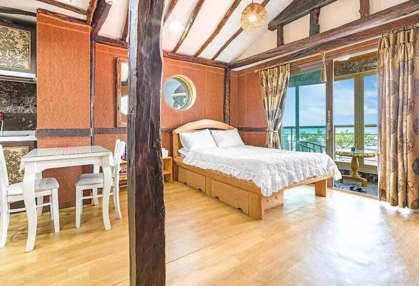 Jeju Padosoriminbak Pension