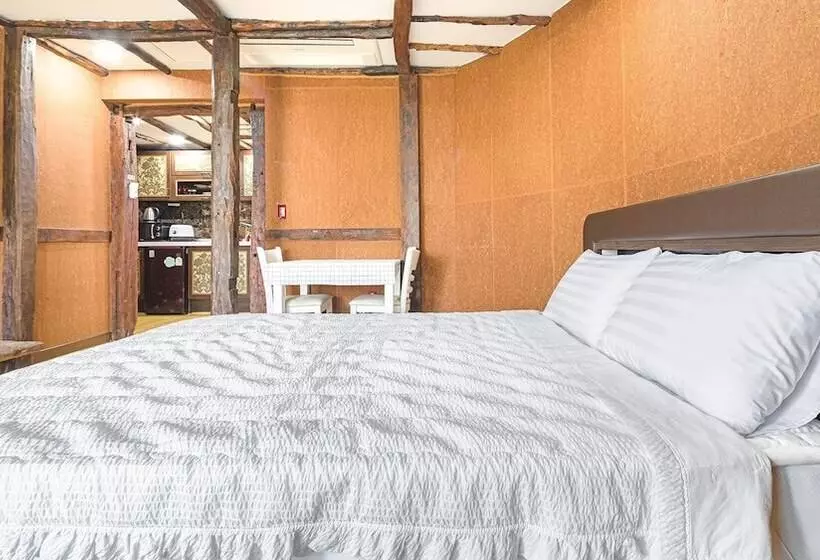 Jeju Padosoriminbak Pension