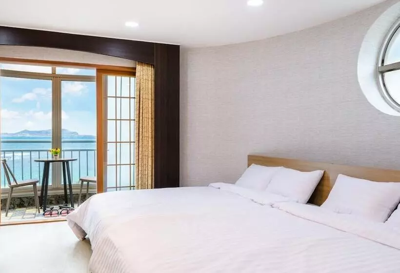 Jeju Padosoriminbak Pension