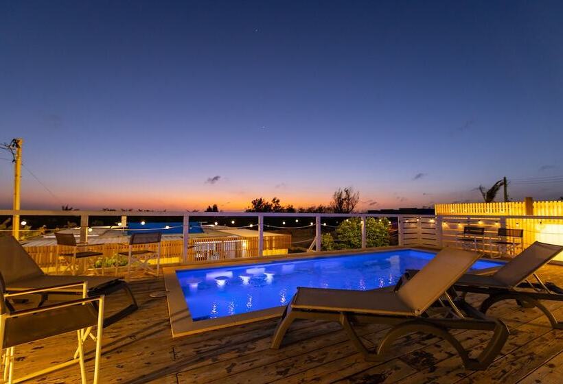 Crystal Park Hisamatsu