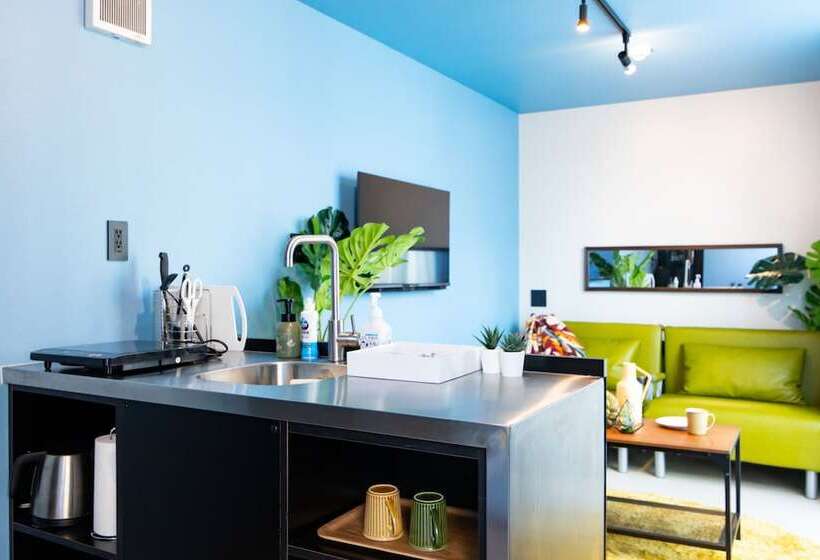 Crystal Park Hisamatsu