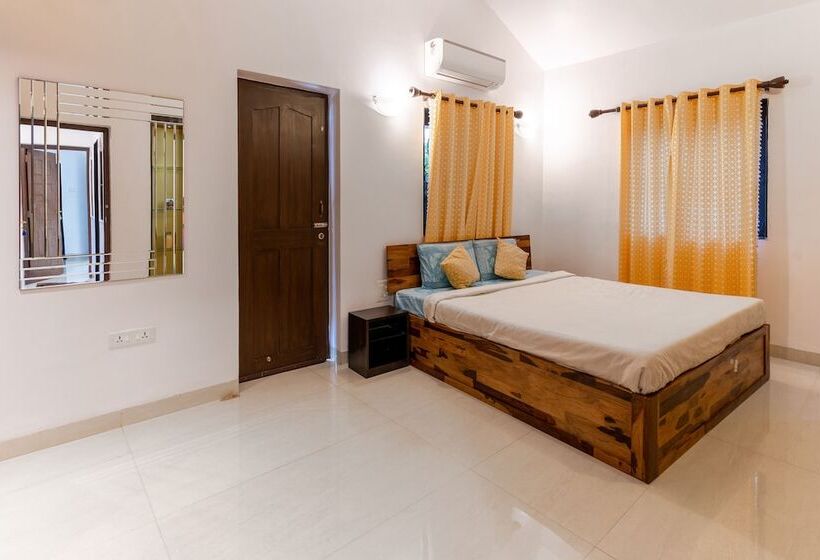 Kurort  Valley By Grassfield