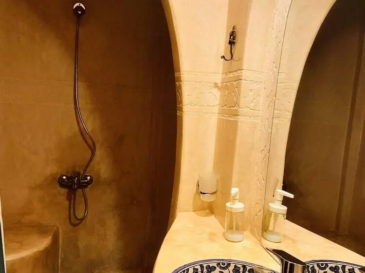 Riad Chefchaouen Medina