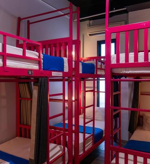 הוסטל Slumber Party Beach Koh Phangan