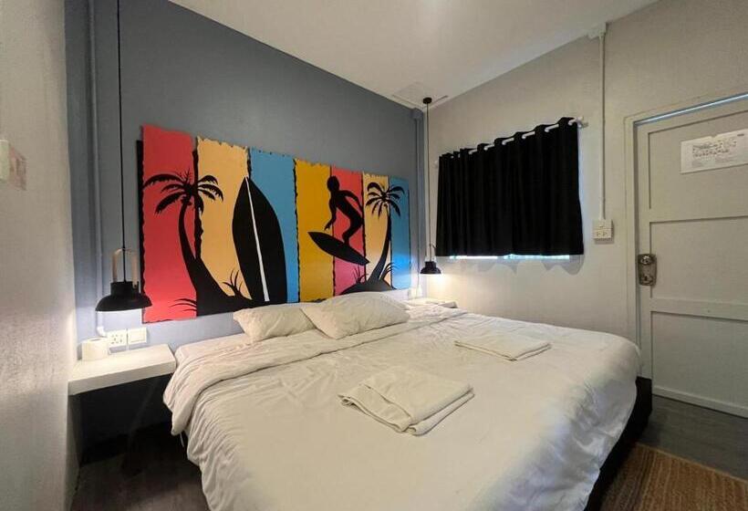 הוסטל Slumber Party Beach Koh Phangan