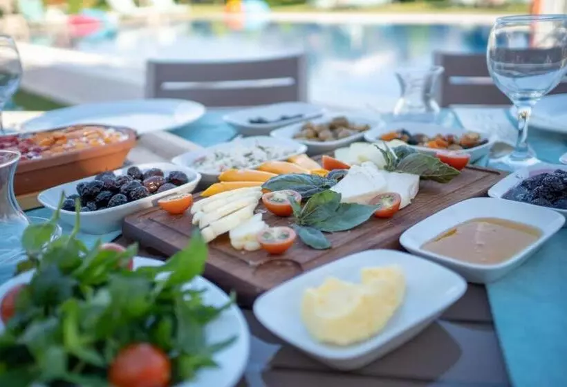 Hotelli Eski Kapı Datça