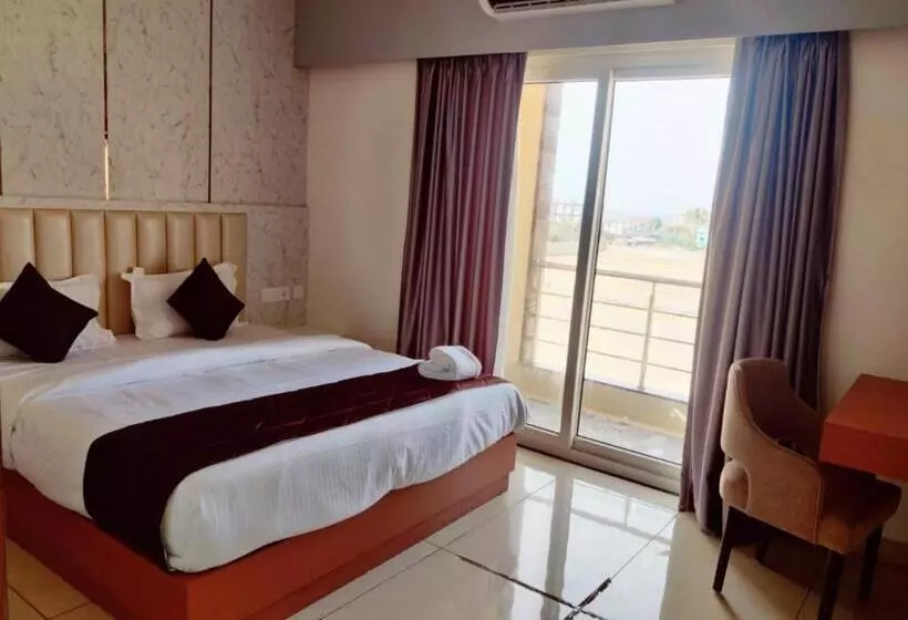 Hotelli Goroomgo Shree Gajanana Puri Near Sea Beach Prime Location With Spacious Room Lift And Parking F