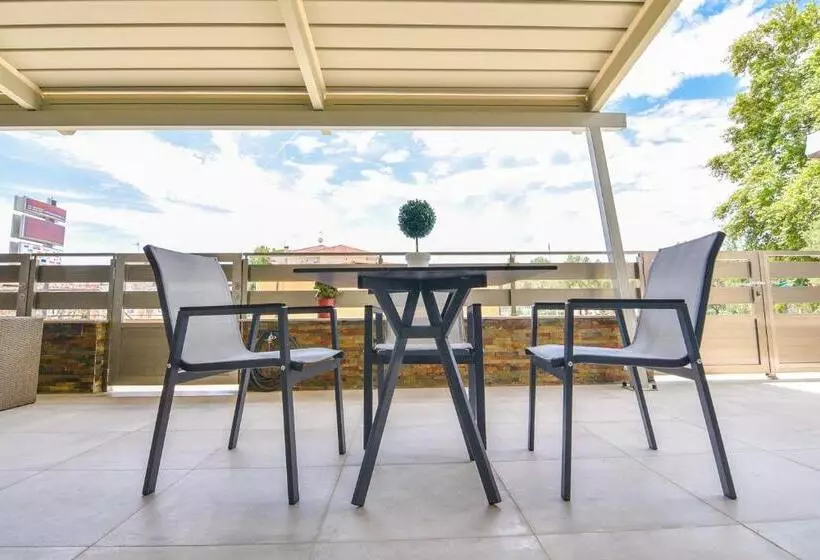 Retkeilymaja On Board Luxury Studios