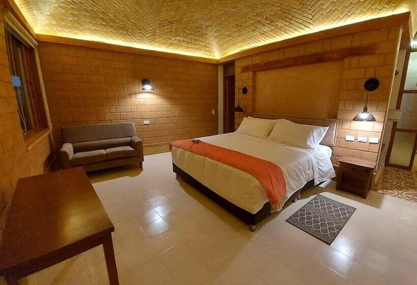 تختخواب و صبحانه Boutique La Alhambra