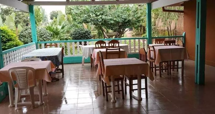 مسافرخانه Auberge Nofiko