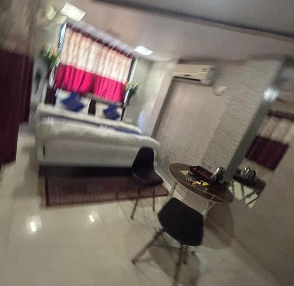 هتل Ankit Near Assi Ghat