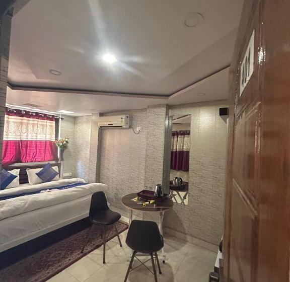 هتل Ankit Near Assi Ghat