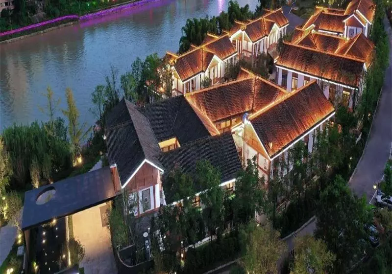 Hotelli Blossom House