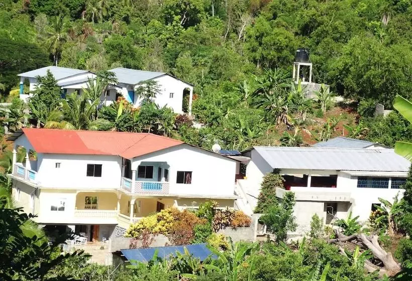 هتل Vanilla Lodge Mohéli