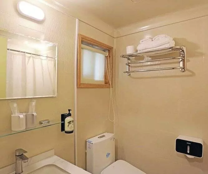 پانسیون Baili Manor Cing Jing