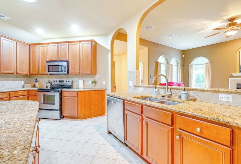 Cedar Park Home W/ Outdoor Oasis 5 Mi To Lake!